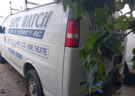 2005 Chevrolet Express G2500 z USA, uszkodzony, nr VIN 1GCGG25V151133071